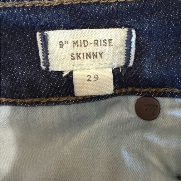 Madewell 9" Mid-Rise Skinny Jeans in Orland Wash: TENCEL™ Denim Edition, Size 29 - Picture 17 of 17